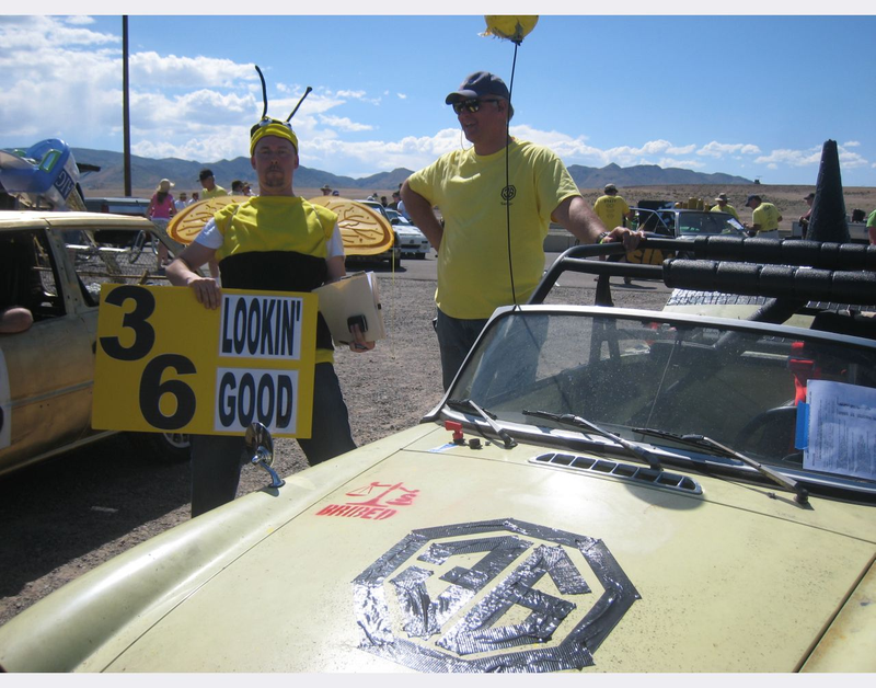 Illustration for article titled Cheaters Busted, Awesome Themes Admired: Tomorrow, We Race!